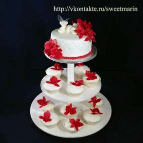 Торт "Красные цветы"