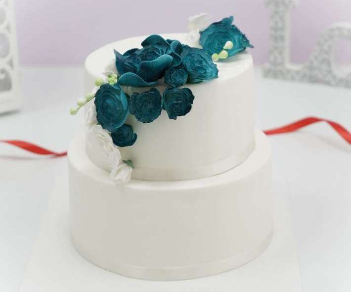 Торт «Мастичный с цветами»