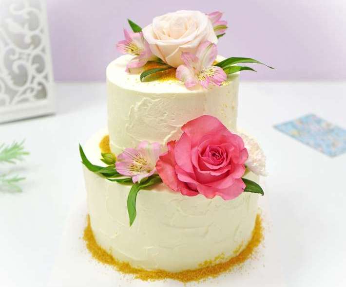 Торт "С цветами"