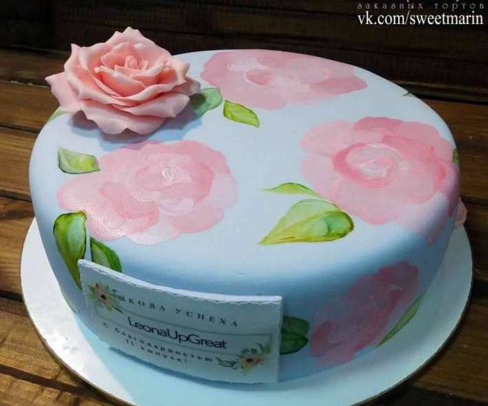 Торт "Розовые цветы"