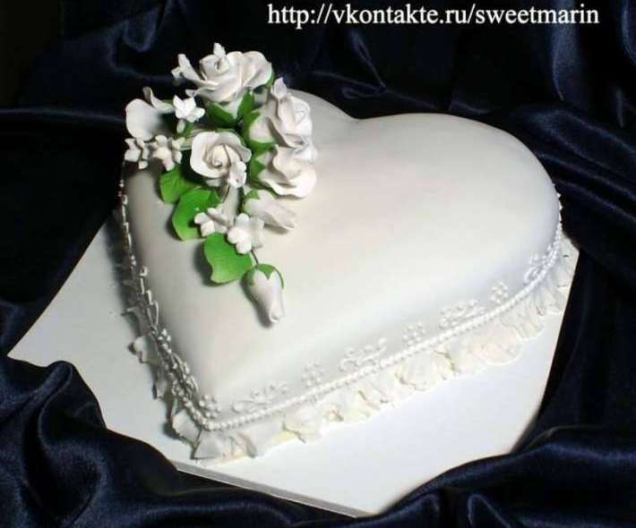 Торт «Белоснежное сердце»